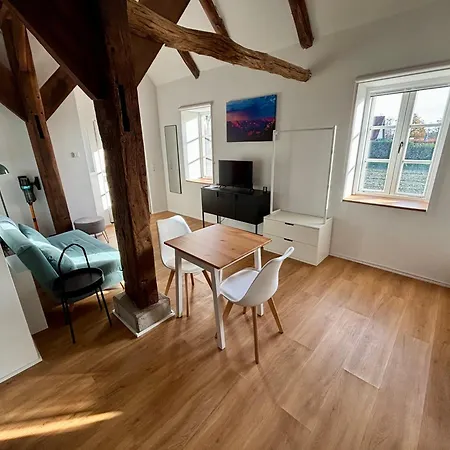 Apartment Leben Im Denkmal - Ganz Modern *